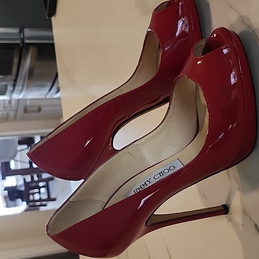 Jimmy choo pump